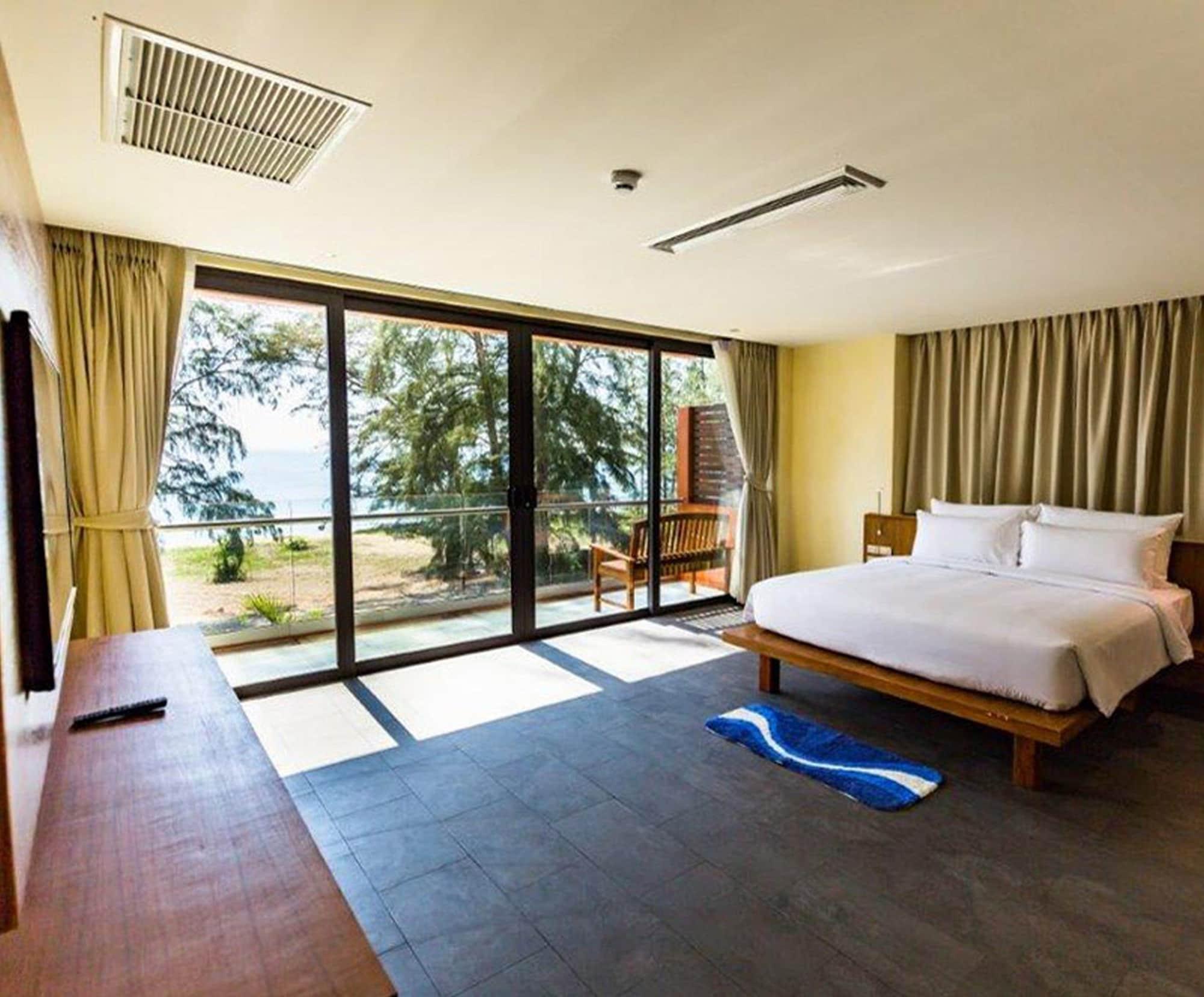 Coriacea Beachfront Boutique Phuket Resort - Sha Plus Mai Khao Luaran gambar