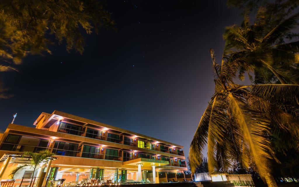 Coriacea Beachfront Boutique Phuket Resort - Sha Plus Mai Khao Luaran gambar