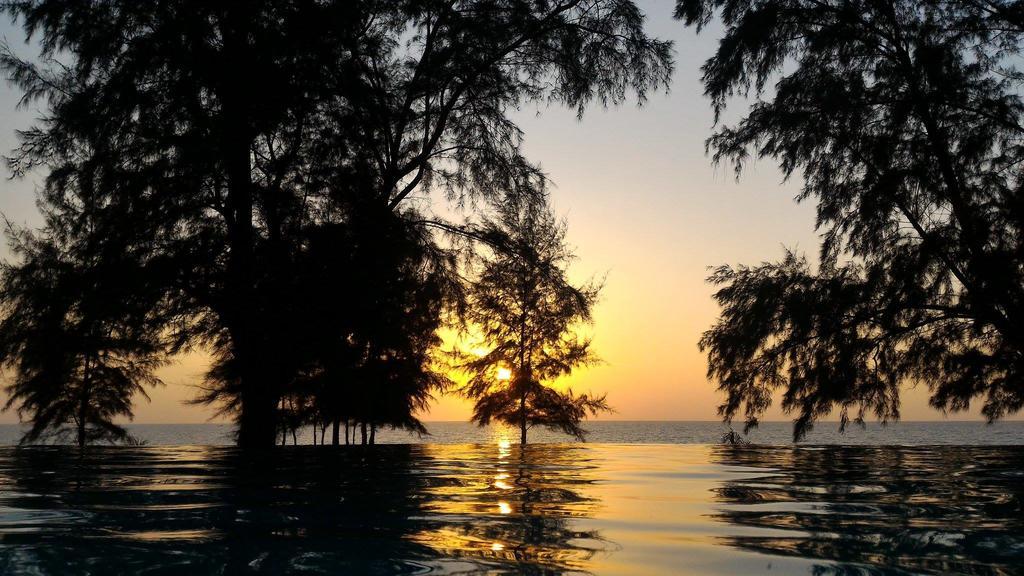 Coriacea Beachfront Boutique Phuket Resort - Sha Plus Mai Khao Luaran gambar